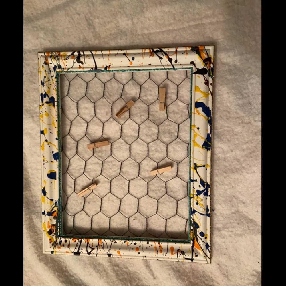 Picture Hanger